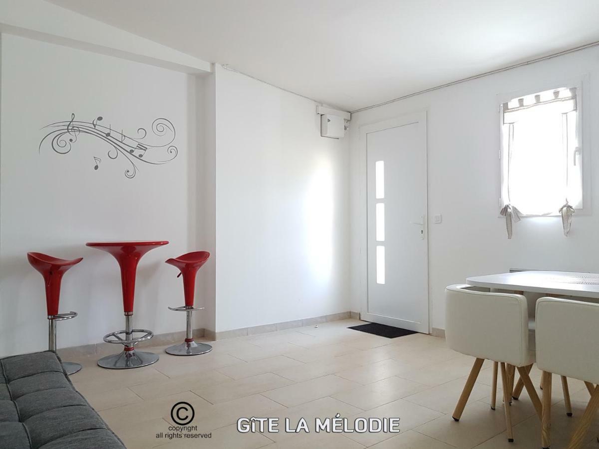 Gite La Melodie Longueville  Екстер'єр фото
